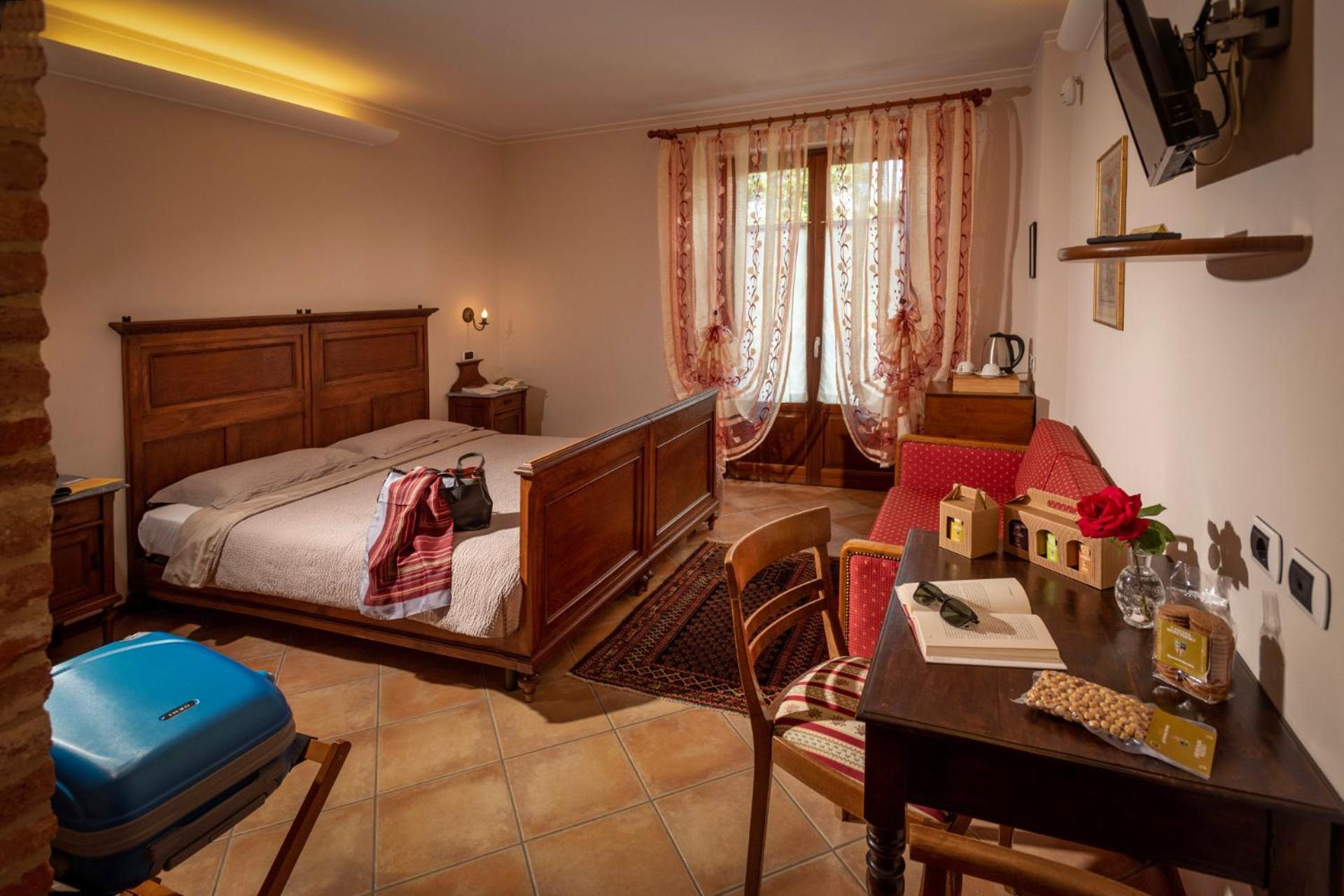 Agriturismo Cascina Monchiero Бра Экстерьер фото